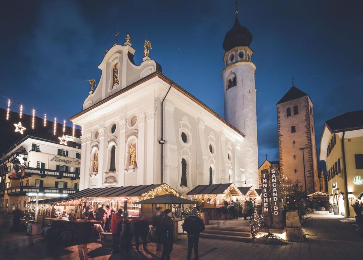 Hotel Villa Waldheim San Candido Bagian luar foto
