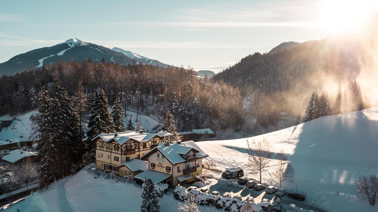 Hotel Villa Waldheim San Candido Bagian luar foto